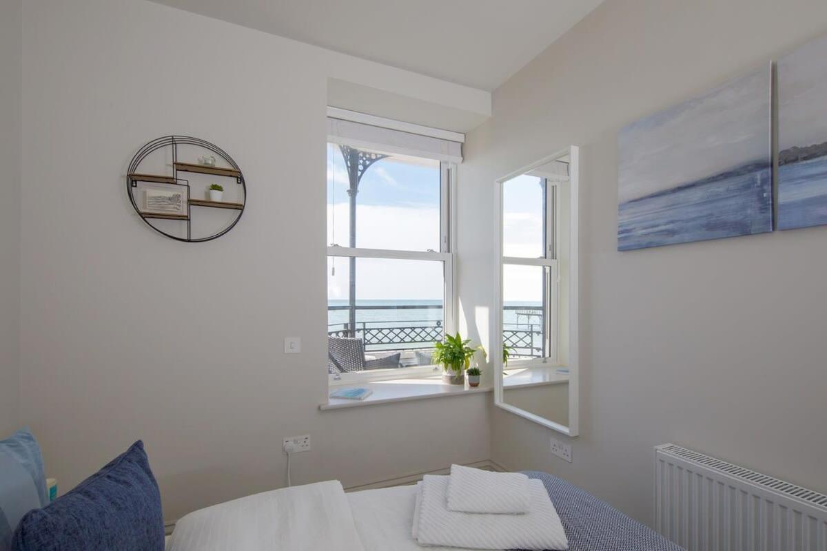 Panoramic Sea Views In Beachfront Apt W Balcony Bognor Regis Buitenkant foto